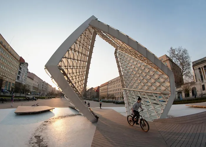 Apartment And Blue Haven Poznan